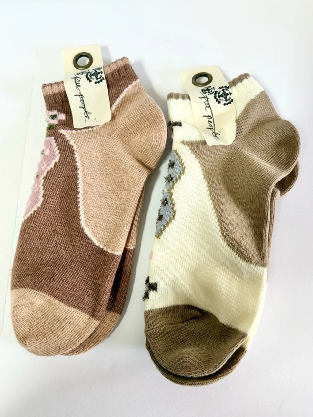 Set of 2 NWT Free People Super Short Raggedy Ankle Socks